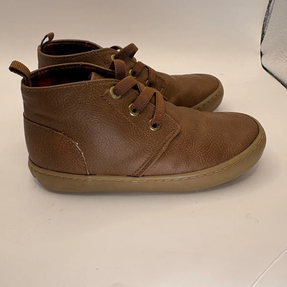 Boys Old Navy Brown Red Plaid Boots‎ Size 9 (Toddler Boy)